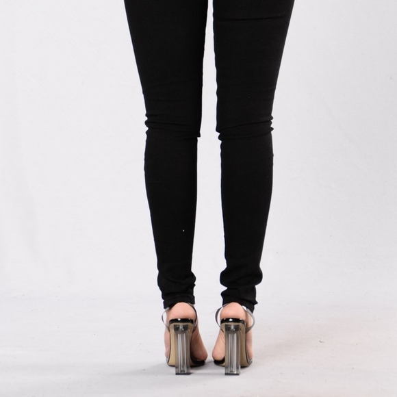 Hug So Tight Jeans - Black - Picture 3 of 3